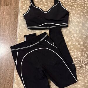 ALO Yoga Heart Throb set
